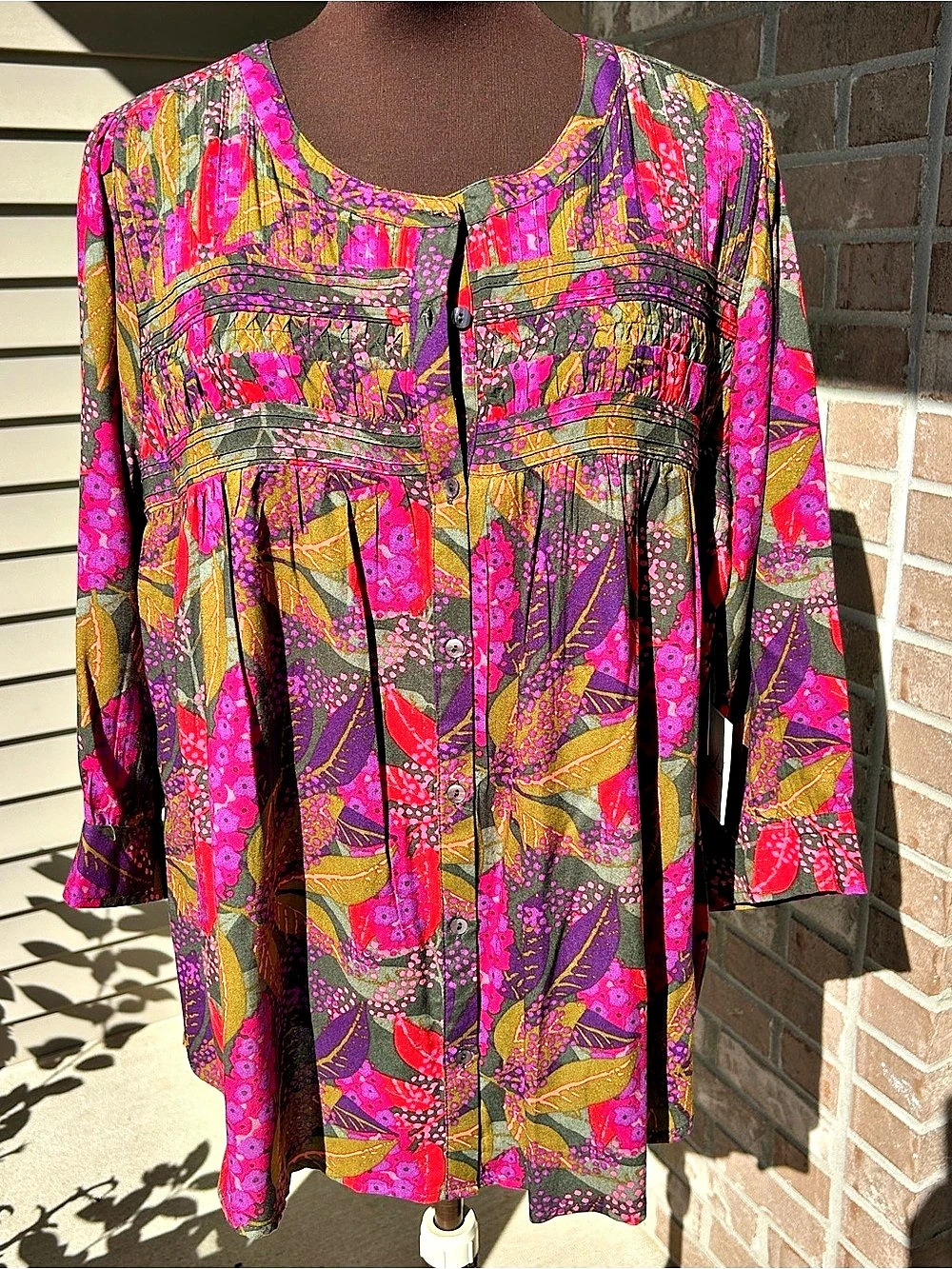 NWT CAFFE MARRAKECH sM bohemian Floral top in all the fall colors! 💯silky rayon